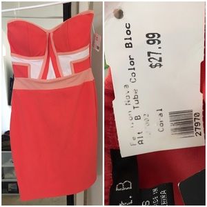 NWT Strapless dress