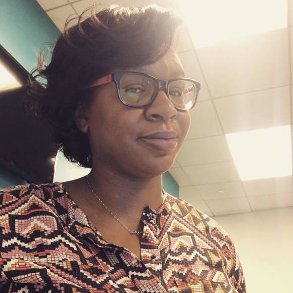 Meet your Posher, Kelli - Picture 1 of 1