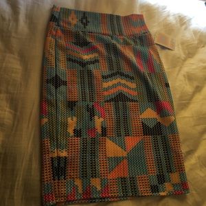 Lularoe Cassie - tribal print