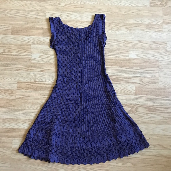 Handmade Pepa Pombo scale patterned dress - Picture 2 of 4