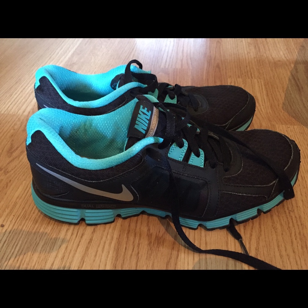 NIKE Dual Fusion ST2 - size 11