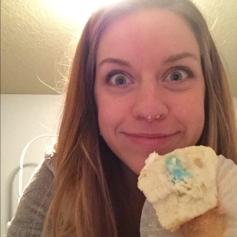 Meet your Posher, Tabi