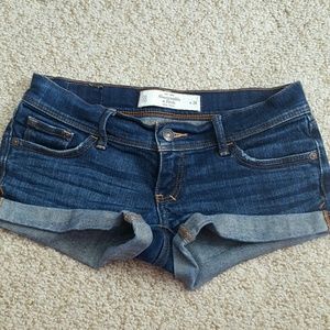 Abercrombie & Fitch shorts size 00