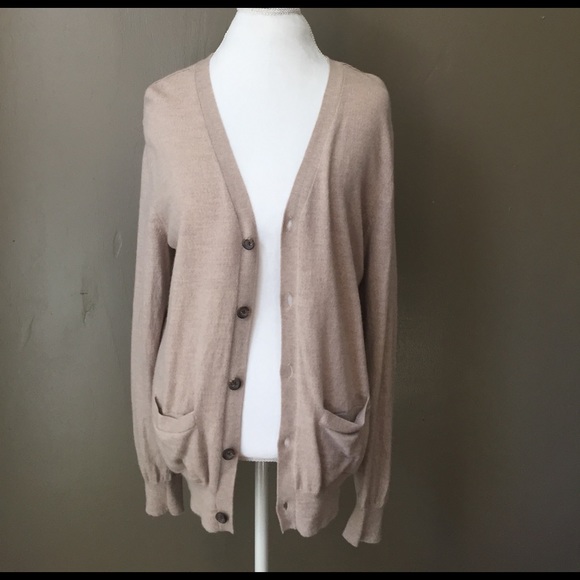 Banana Republic Sweaters - Banana Republic Boyfriend Cardigan
