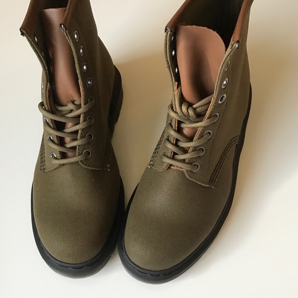 NIB Dr. Martens 1460 canvas and leather boot - Picture 2 of 6