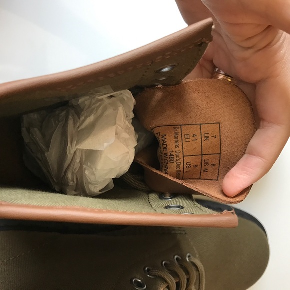 NIB Dr. Martens 1460 canvas and leather boot - Picture 6 of 6