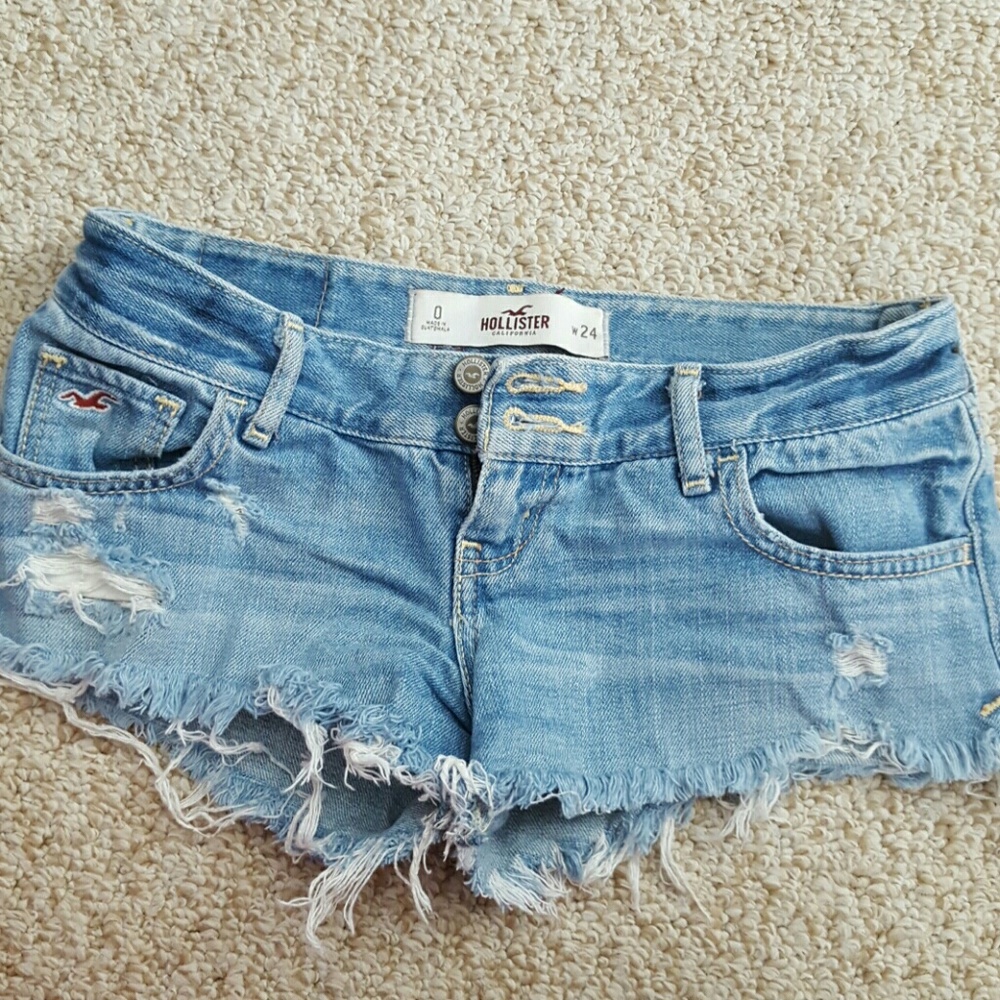 Hollister shorts size 0