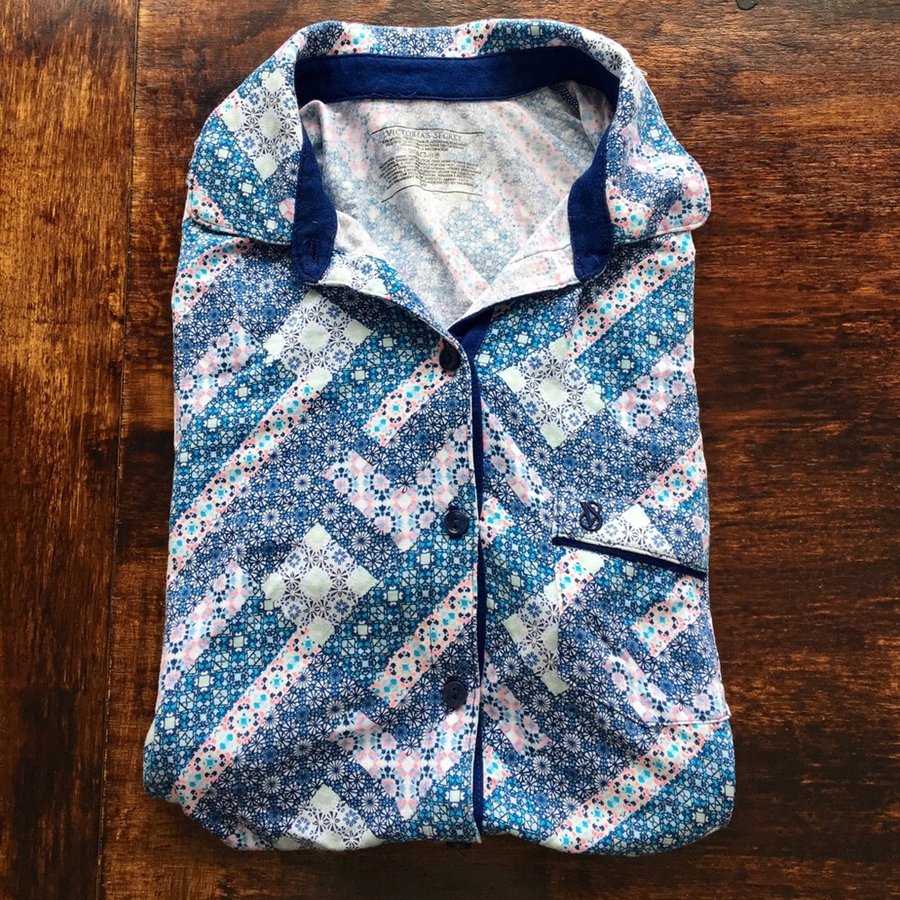 VICTORIA'S SECRET Button Up Pajama Shirt