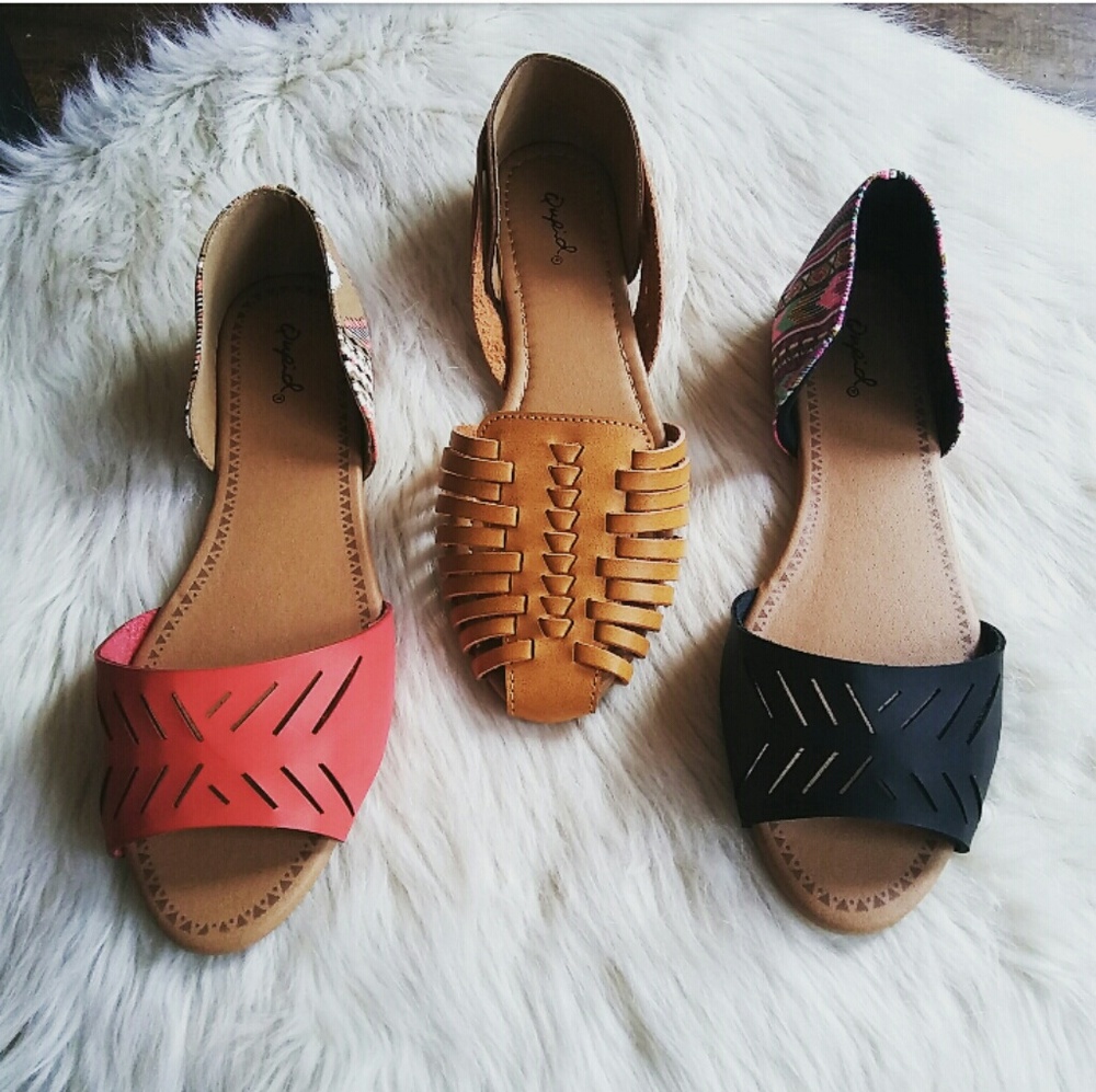 //The Frida// Camel Vegan leather Huarache - Picture 3 of 4