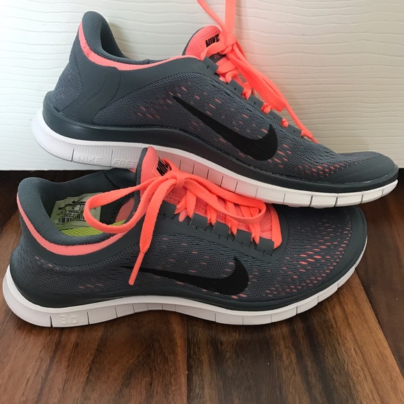 Grey and Pink Nike free run 3 - Picture 2 of 7