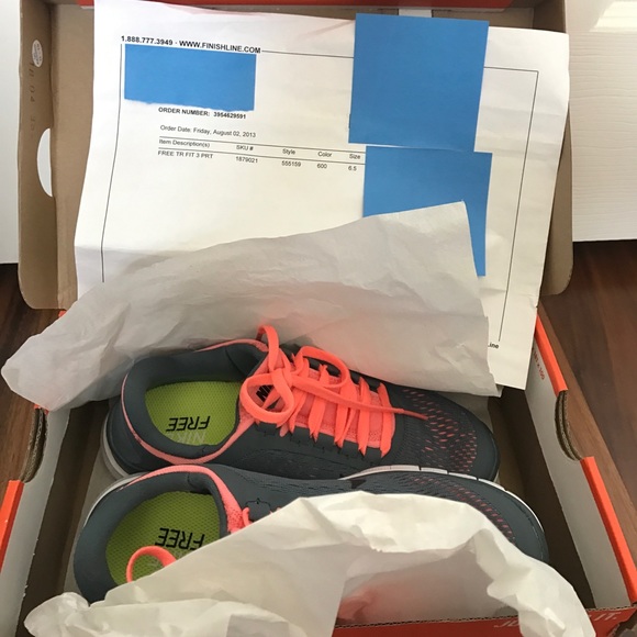 Grey and Pink Nike free run 3 - Picture 6 of 7