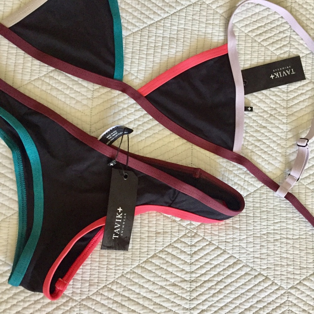💋 SOLD 💋 BNWT Tavik bikini set! Size small - Picture 4 of 4
