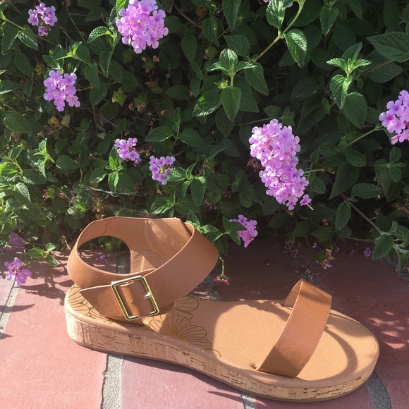 🎈FREE WITH PURCHASE OF A REGULAR ITEM PRICE🎈 - Picture 2 of 5