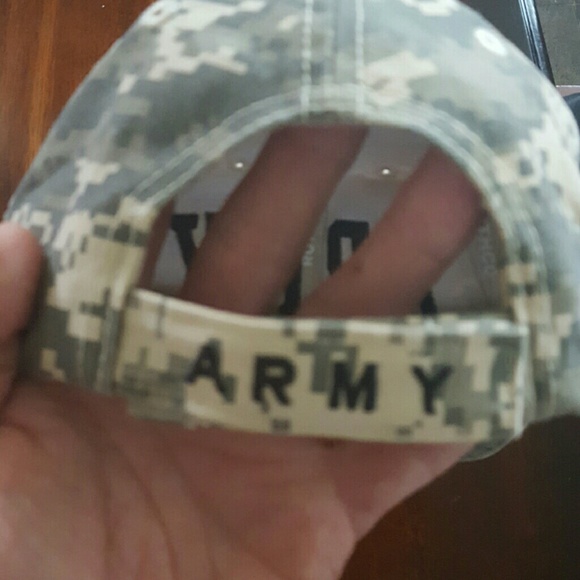 Army ball cap - Picture 3 of 3