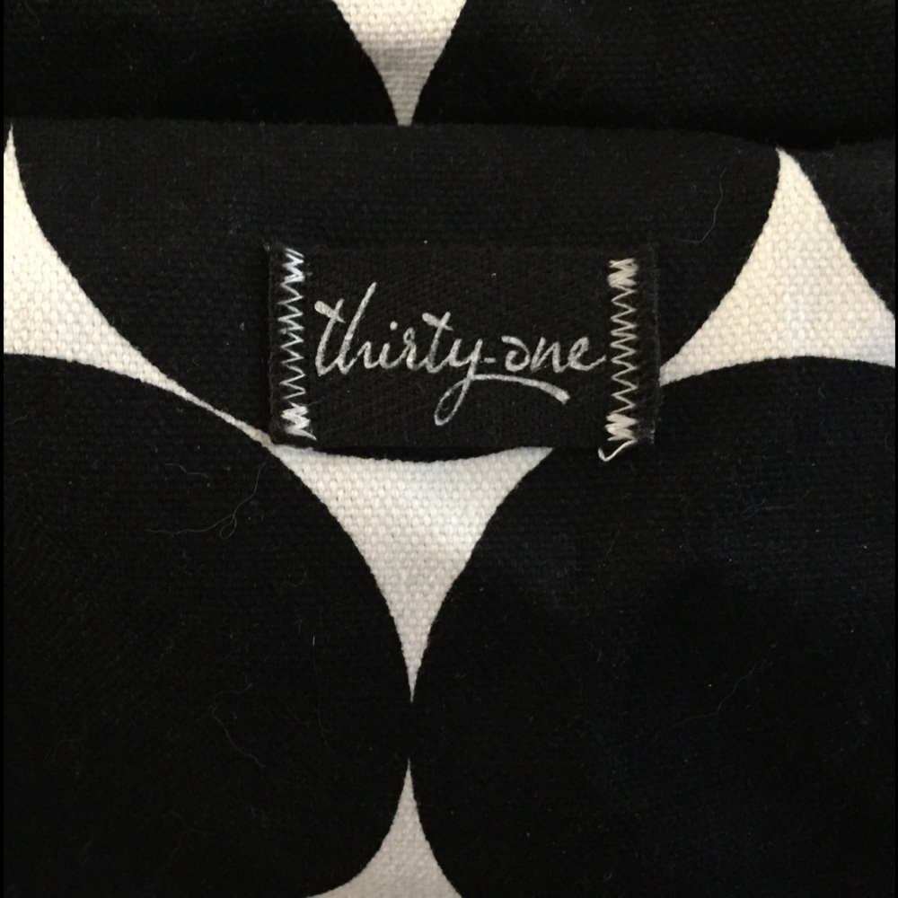 Black & White never used Thirty-One duffel bag