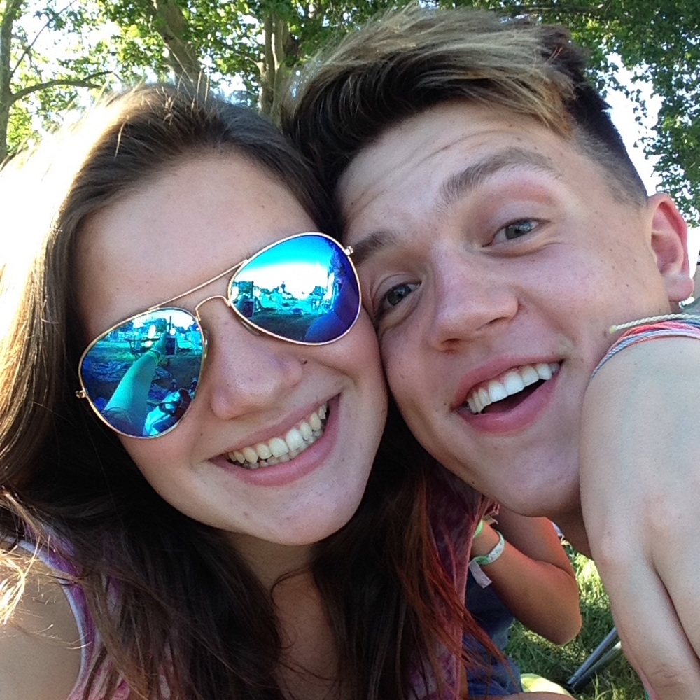 Meet your Posher, Hannah