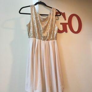Gold sequin boutique dress!