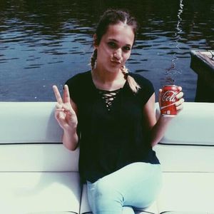 Meet your Posher, Makenna