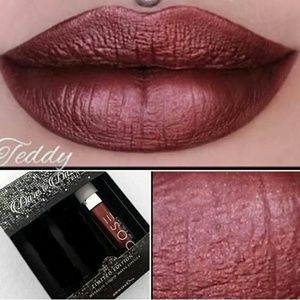 Dose of color: Teddy