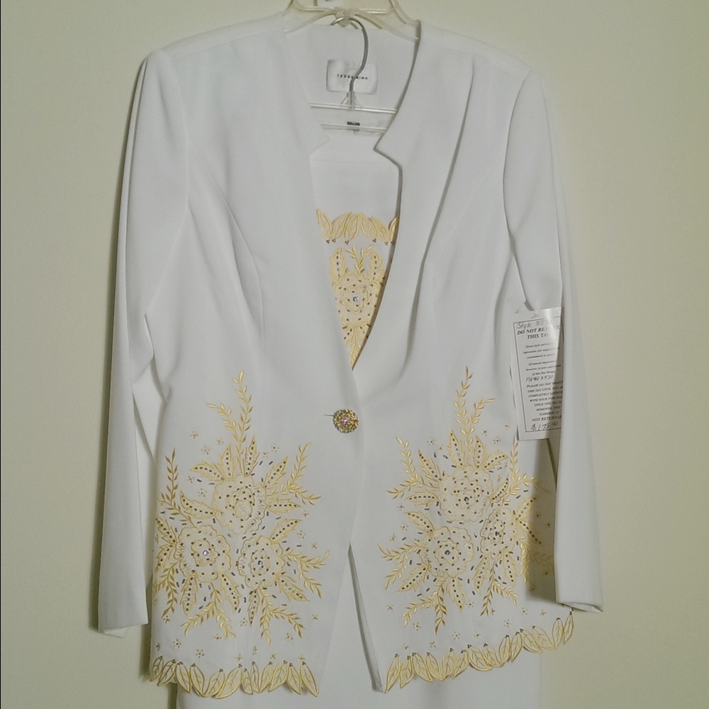 White 2pc Suit w/Gold Embroidery