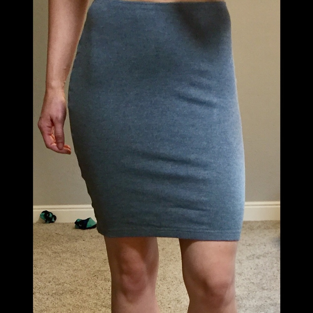 American Apparel Grey Pencil Skirt