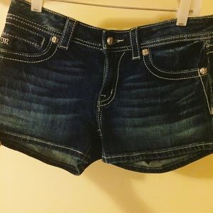Miss Me Shorts size 30