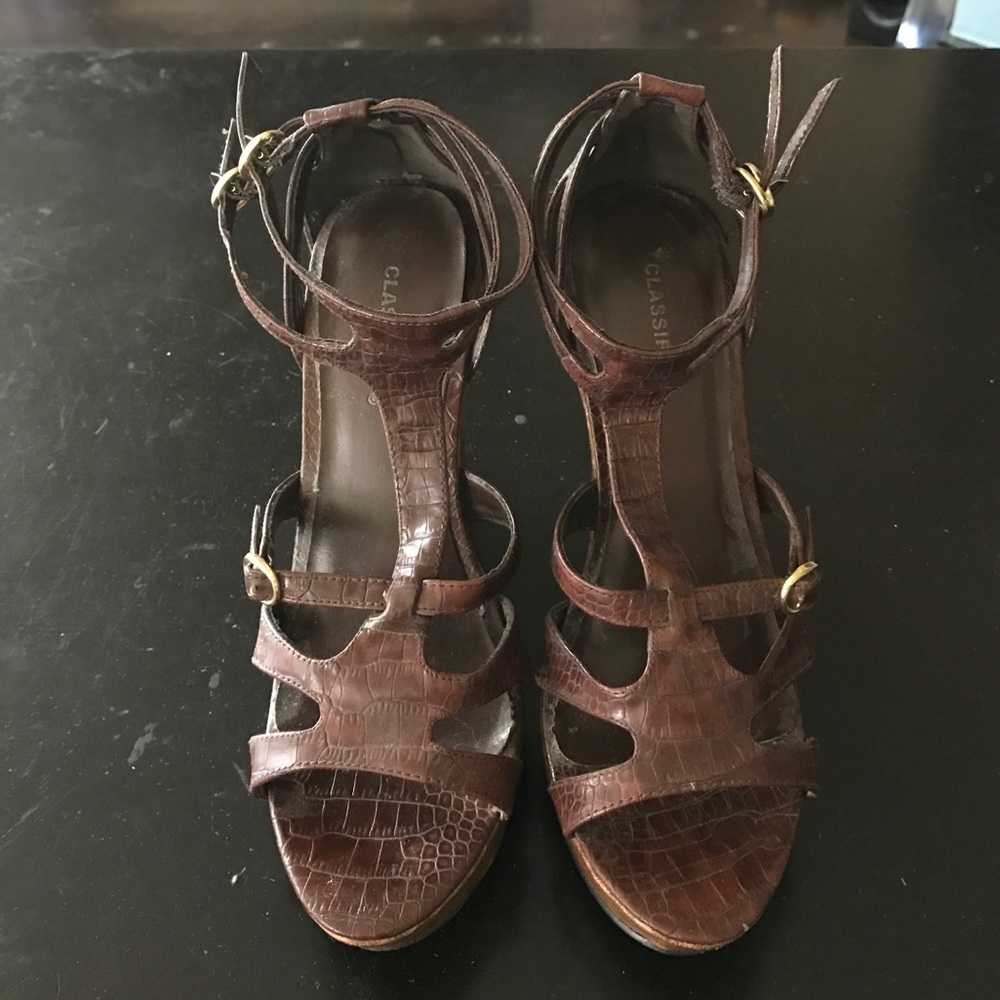 New 6.5 fun brown wedges!