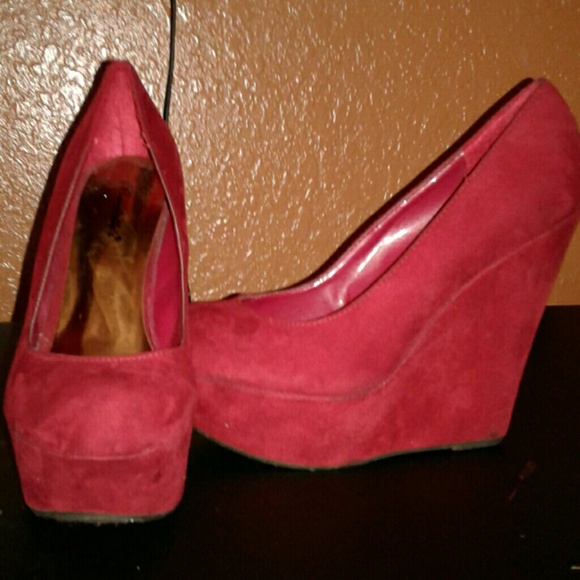 Red wedges - Picture 2 of 3