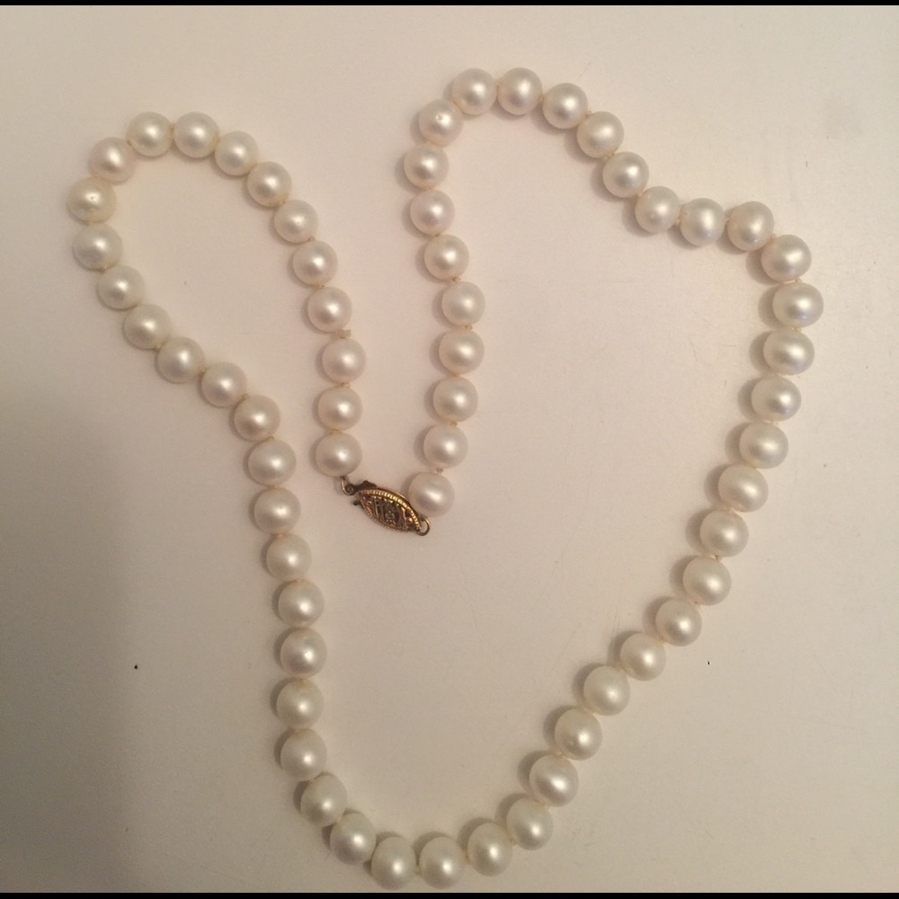 Cultured Pearl Necklace
