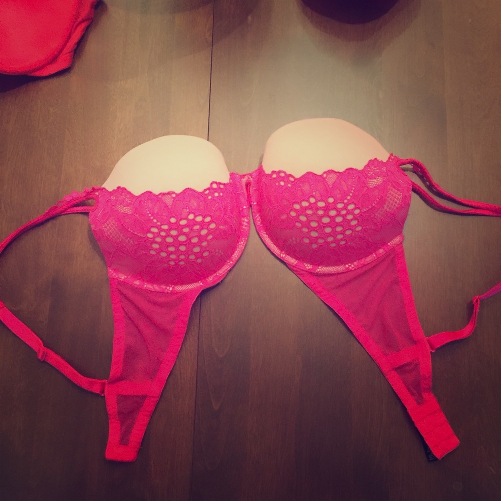 Victoria's Secret Very Sexy Push-up Bra