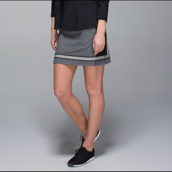 lululemon athletica Dresses & Skirts - Lululemon Refresh Skirt
