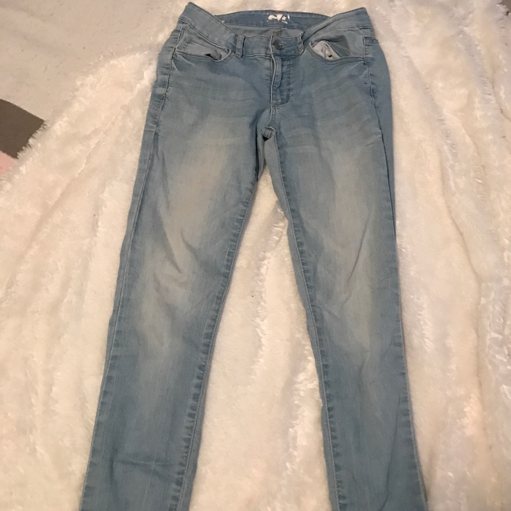 Light wash jeans