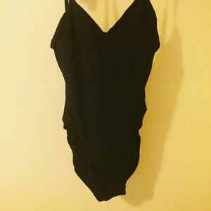 Women's size 10 DKNY bathing suite. NWT