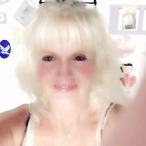 Meet your Posher, Rhonda