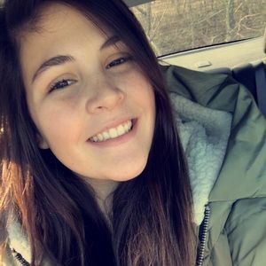 Meet your Posher, Catherine