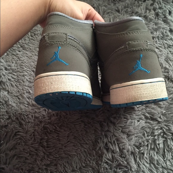 Nike Jordan's - Picture 3 of 4