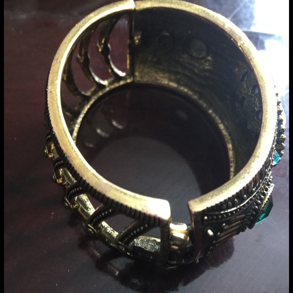 Bracelet - Picture 2 of 3