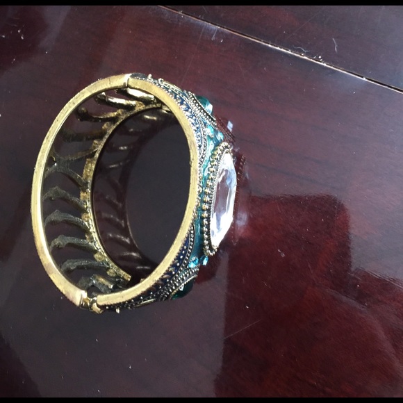 Bracelet - Picture 3 of 3