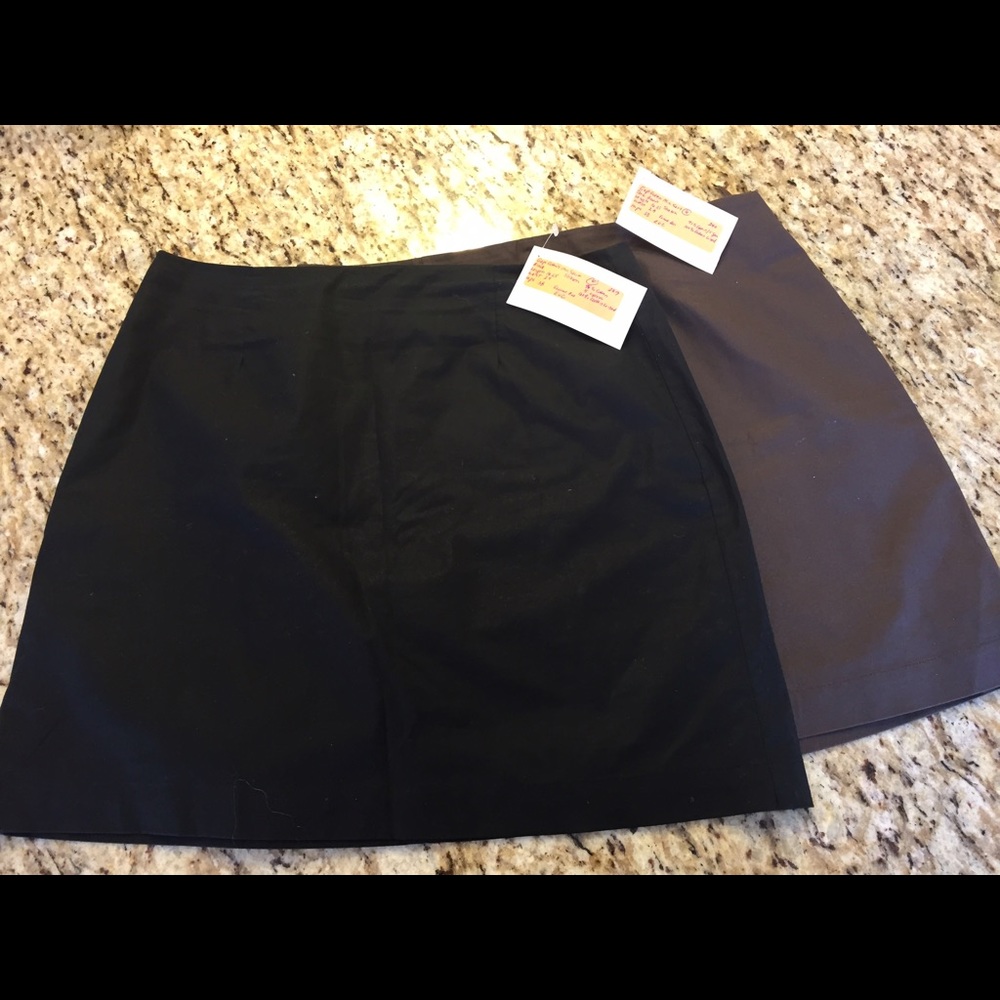 Bundle of 2 Gap Cotton Stretch Mini Skirts size 6