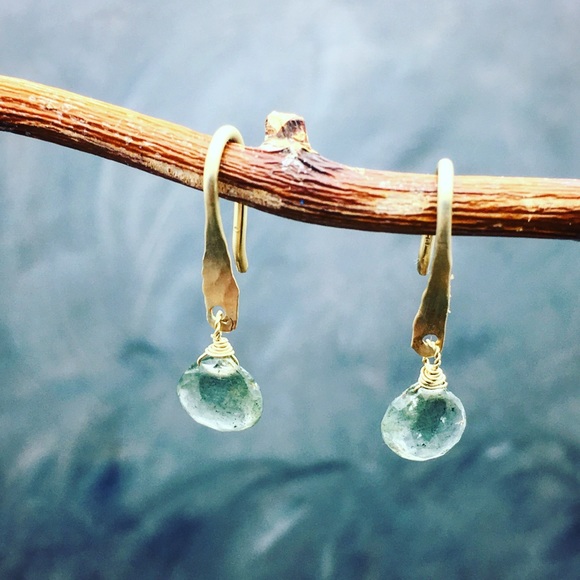 Handmade 14k Gold Moss Aquamarine earrings - Picture 5 of 5