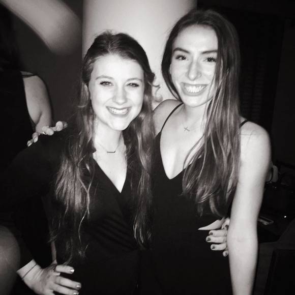 Meet your Posher, Lauren - Picture 1 of 1