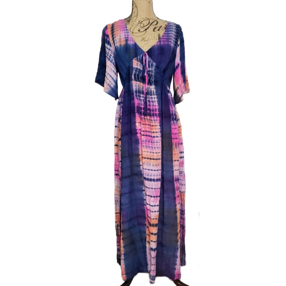 GLAM Tie-Dye Short Sleeve Flowing Maxi Dress