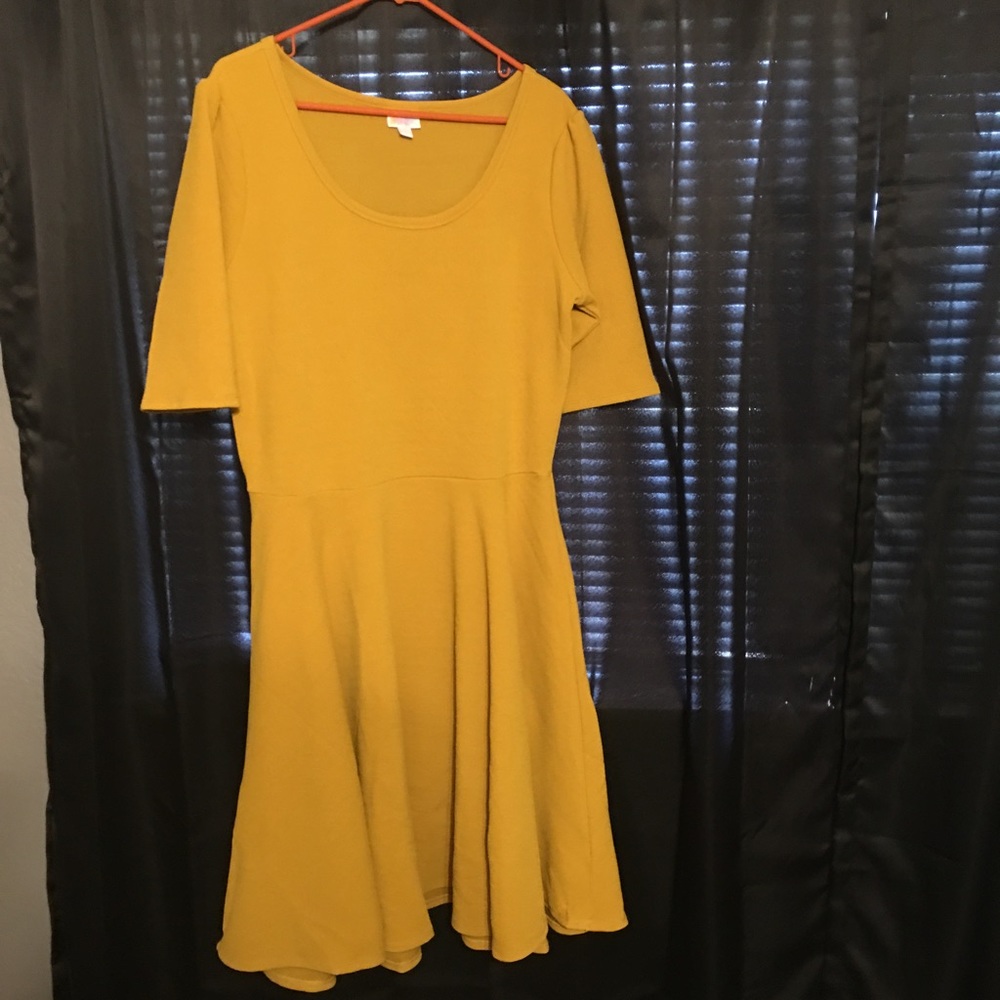 LuLaRoe Nicole Dress- XXL- Mustard Color