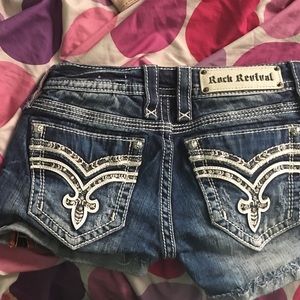Rock Revival Shorts size 25