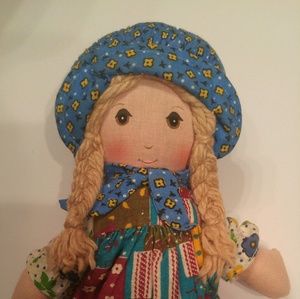 Meet your Posher, Laura