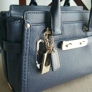 Coach Swagger (small)