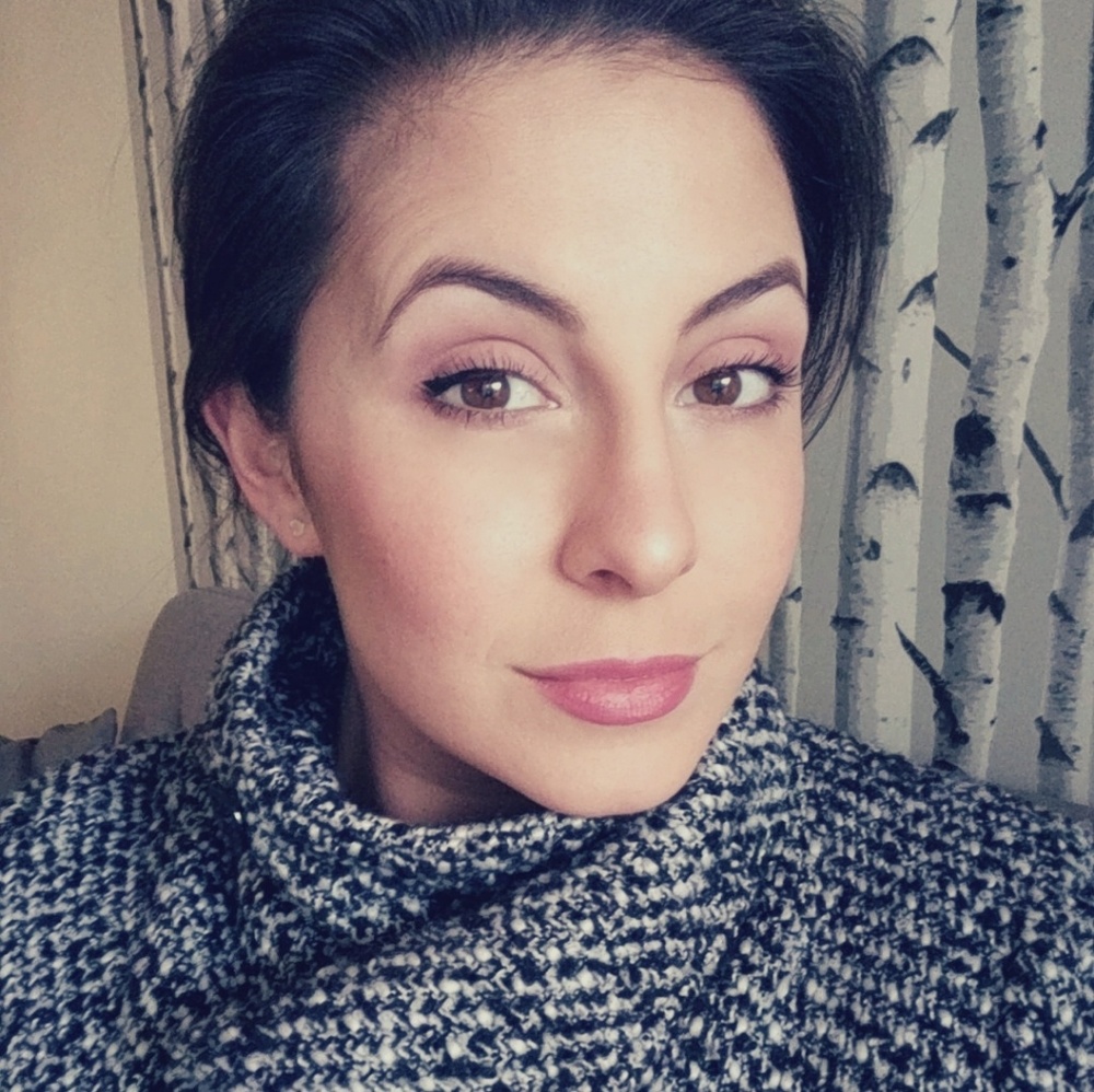 Meet your Posher, Elizabeth
