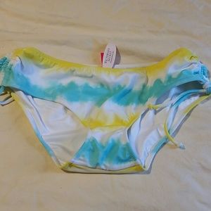 Bnwt vs swim bottom