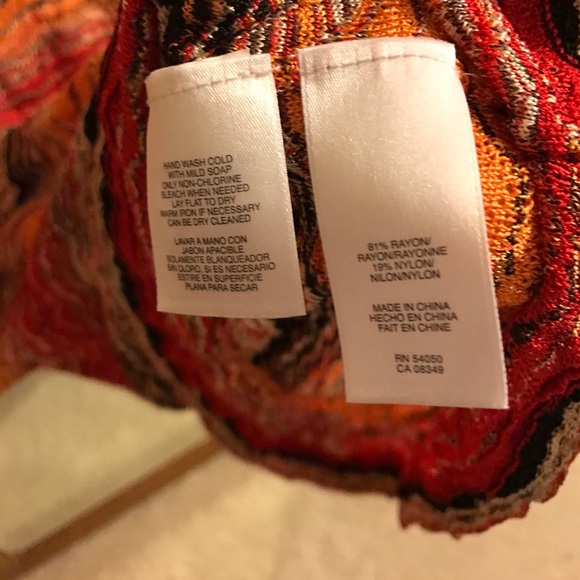 Top - Picture 3 of 3