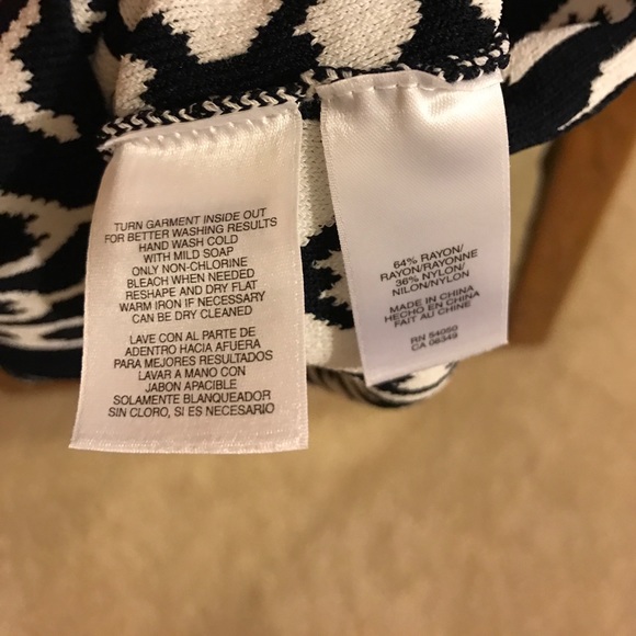 Cardigan - Picture 3 of 3